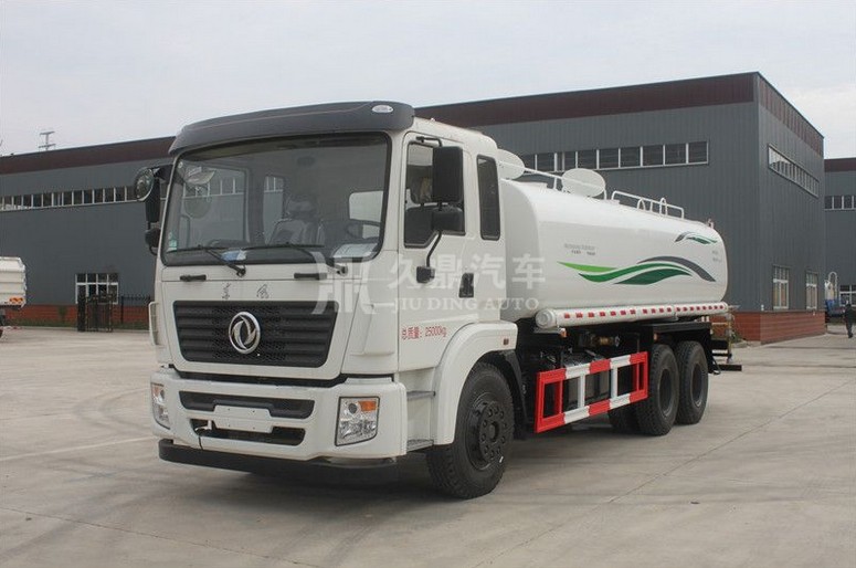 20����20�����|�L���݆�G����ˮ܇�DƬ