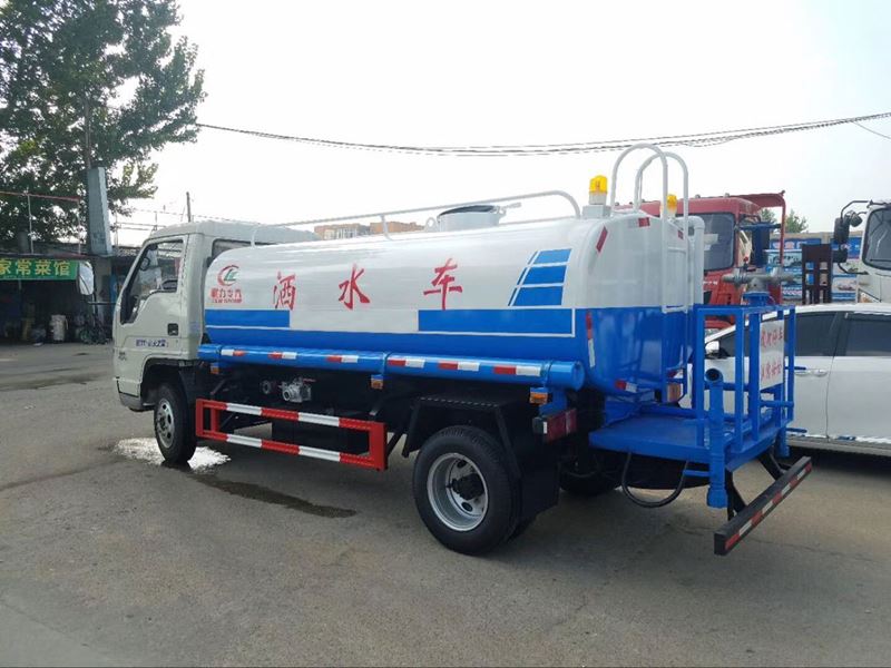 ����С��֮��5���G����ˮ܇�S�҃r(ji��)��4