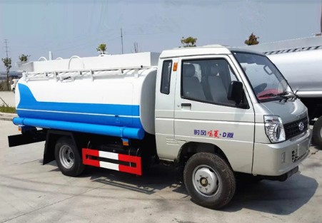 С�͞�ˮ܇ҕ�l_3���r�L�L��С�͞�ˮ܇