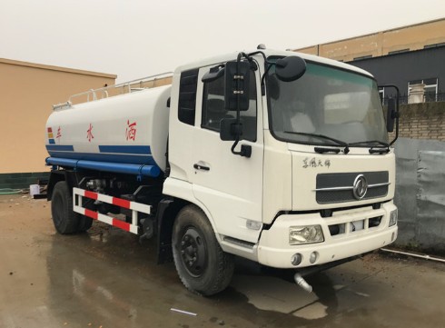 10����ˮ܇�r���ԃ_����˵Ė|�L(f��ng)���\10���G����ˮ܇�S�҃r��