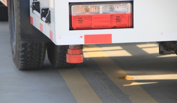 �|�L������������ˮ܇����DƬ