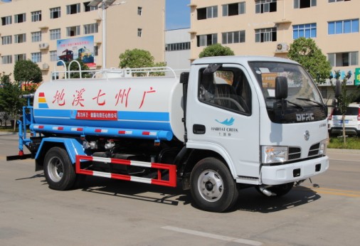 5���|�L(f��ng)С��������ˮ܇(�ƃ�(n��i)�l(f��)��(d��ng)�C(j��))����DƬ