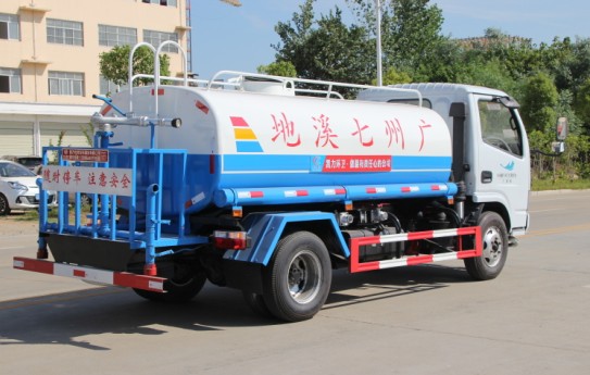 5���|�L(f��ng)С��������ˮ܇(�ƃ�(n��i)�l(f��)��(d��ng)�C(j��))����DƬ