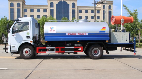 8���|�L�P�����F��܇����DƬ