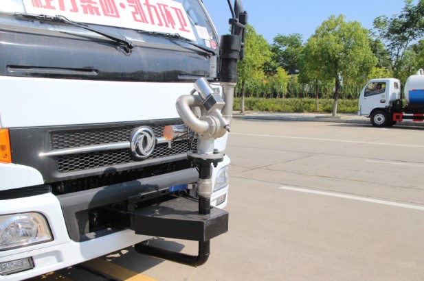 8���|�L�P�����F��܇����DƬ