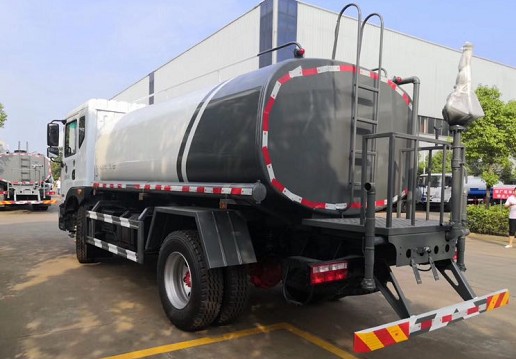 ����14���|�L(f��ng)������D9��ˮ܇�DƬ