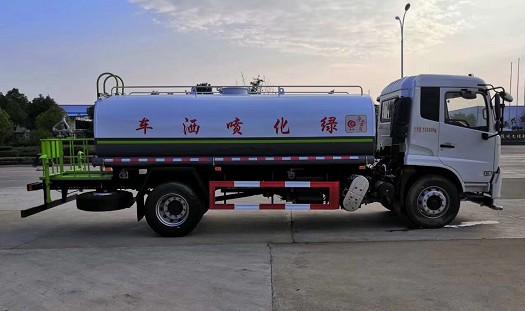 ����14���|�L(f��ng)���\�G����ˮ܇�S�҃r��4