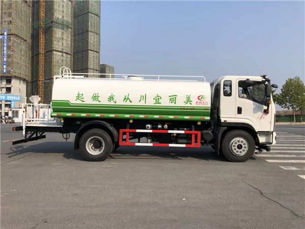 ���\(y��n)��15����ˮ܇(ch��)�DƬ