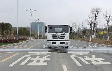 東風多利卡D9灑水車 東風多利卡D9灑水車