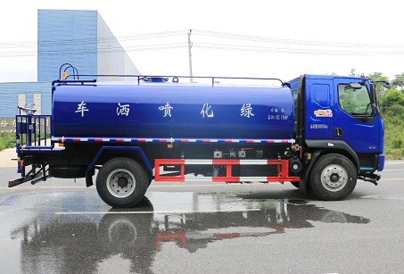 15����ˮ܇(ch��)�����X(qi��n)һ�_(t��i)_��(gu��)��15���|�L(f��ng)��������L3�G����ˮ܇(ch��)�S�҃r(ji��)��4