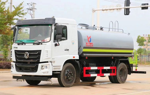 12����ˮ܇�����X(qi��n)һ�_(t��i)_��(gu��)��12���|�L(f��ng)�A��KL5�G����ˮ܇�S�҃r(ji��)��