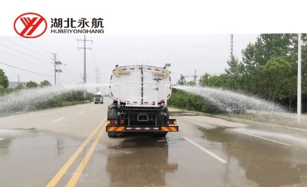 18���c⏼�늄�(d��ng)·����ϴ܇(ch��)�DƬ