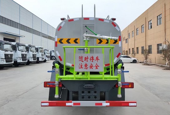 國(guó)六10噸東風(fēng)華神T3灑水車(chē) 國(guó)六10噸東風(fēng)華神T3灑水車(chē)