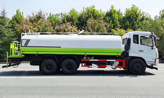 國六東風(fēng)隨專K6后雙橋灑水車 國六東風(fēng)隨專K6后雙橋灑水車