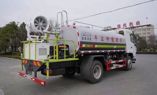 國六東風華神F5霧炮灑水車 國六東風華神F5霧炮灑水車