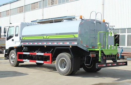 �c���ʮ�FTR�{���12����ˮ܇�DƬ