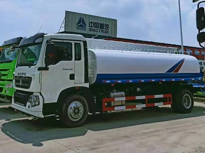 ���ڰ�17������T5G��ˮ܇(ch��)�DƬ