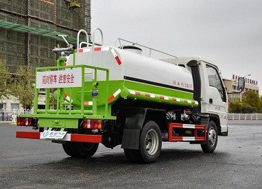 ��(gu��)��2.7������r(sh��)��С��֮��2�{(l��n)�ƞ�ˮ܇�DƬ