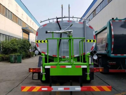 ��(gu��)��10���|�L(f��ng)���\KR��Ȼ�➢ˮ܇�DƬ