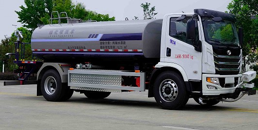 �����S�M(j��n)14������Դˮ܇_�P���L(f��ng)��KLF5182GPSBEV�ͼ�늄ӾG������܇